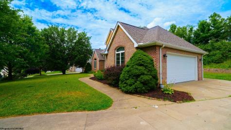 1124 Steeplechase Drive Morgantown WV 26508