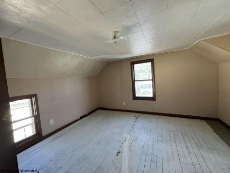 315 Sycamore Avenue Moundsville WV 26041