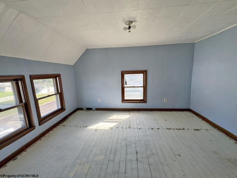 315 Sycamore Avenue Moundsville WV 26041