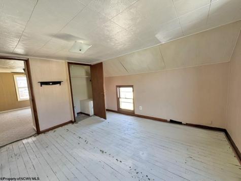 315 Sycamore Avenue Moundsville WV 26041