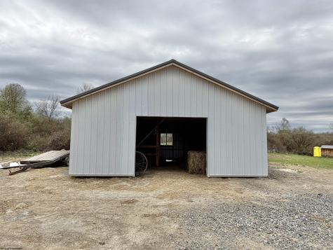 1722 Barbour Pike Mount Clare WV 26301