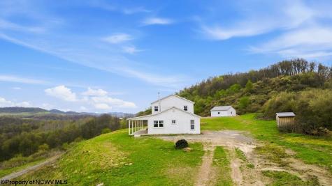 1722 Barbour Pike Mount Clare WV 26301