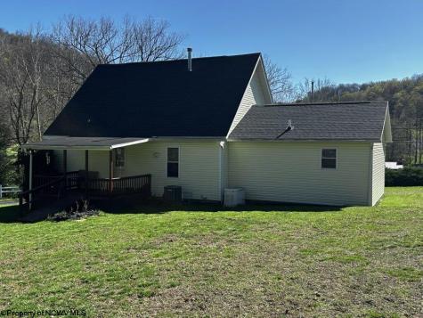 172 Firehouse Road Fairmont WV 26554-0000