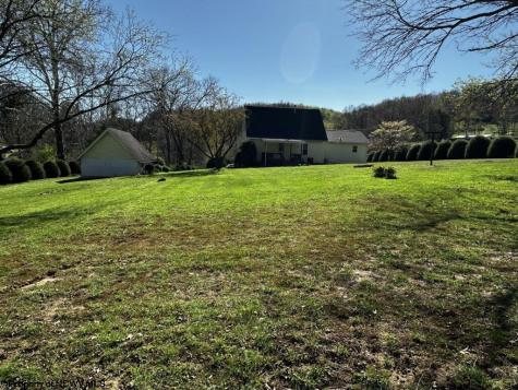 172 Firehouse Road Fairmont WV 26554-0000