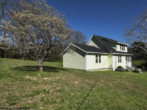 172 Firehouse Road Fairmont WV 26554-0000