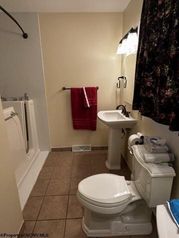 172 Firehouse Road Fairmont WV 26554-0000