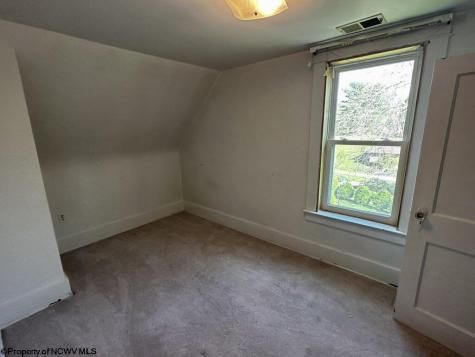 172 Firehouse Road Fairmont WV 26554-0000