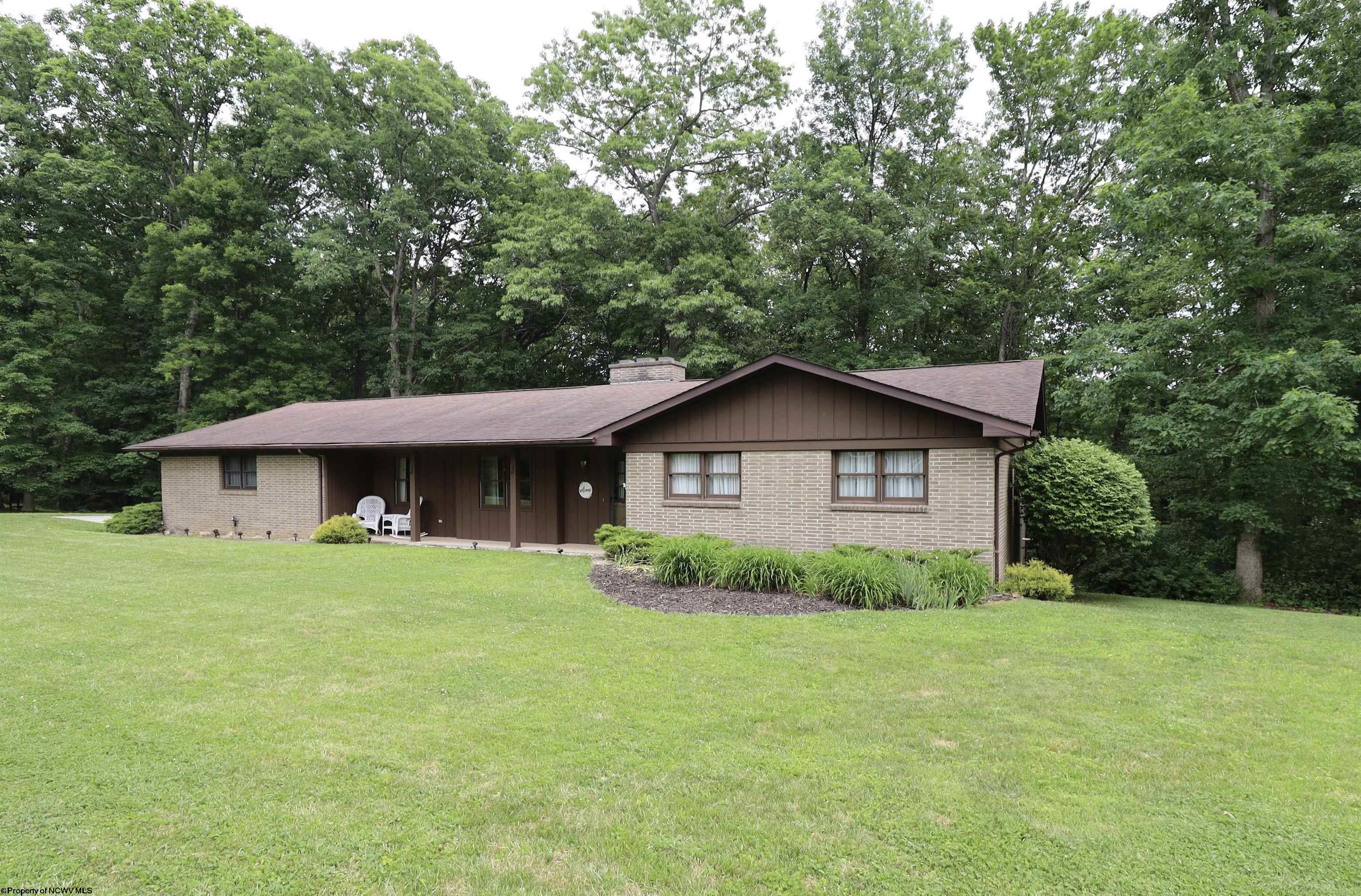 428 Pinewood Drive Elkins WV 26241