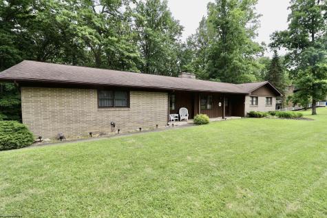 428 Pinewood Drive Elkins WV 26241