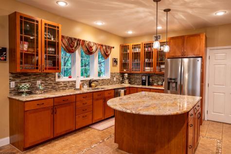 199 Gelding Avenue Bruceton Mills WV 26525