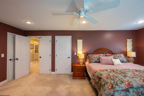 199 Gelding Avenue Bruceton Mills WV 26525