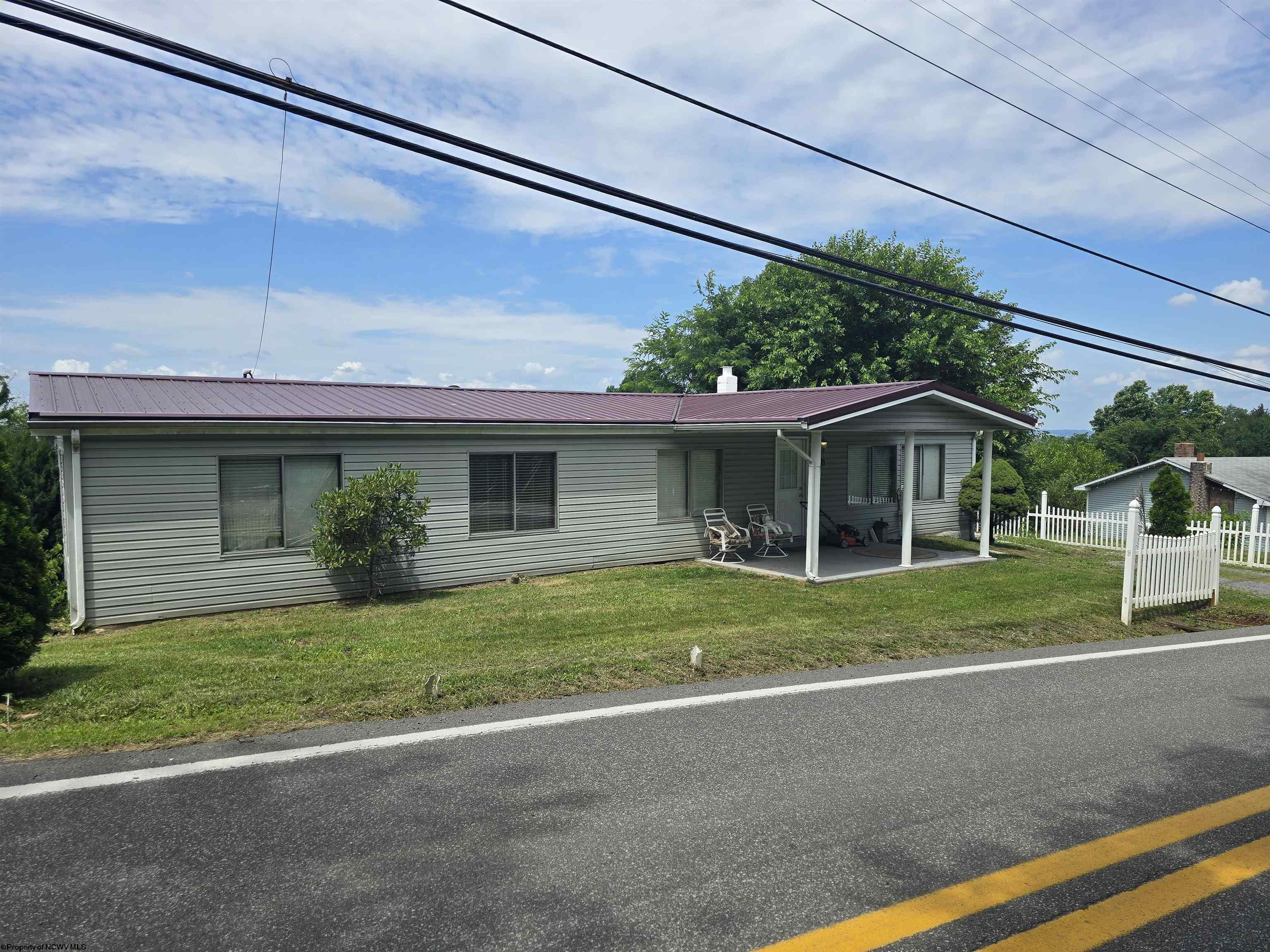 1076 Kingwood Pike Morgantown WV 26508