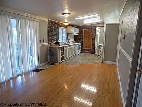 1076 Kingwood Pike Morgantown WV 26508