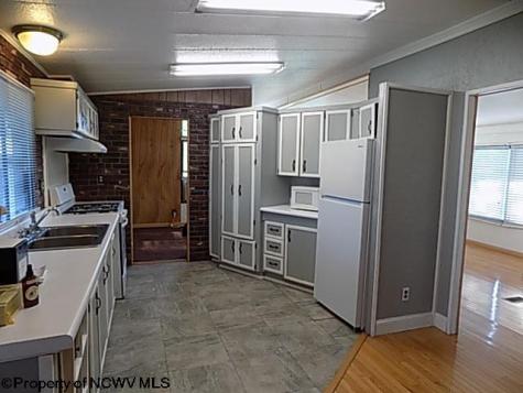 1076 Kingwood Pike Morgantown WV 26508