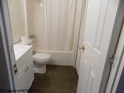 1076 Kingwood Pike Morgantown WV 26508