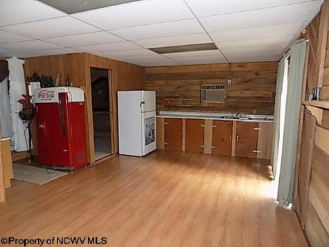 1076 Kingwood Pike Morgantown WV 26508