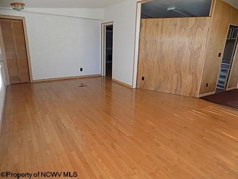 1076 Kingwood Pike Morgantown WV 26508