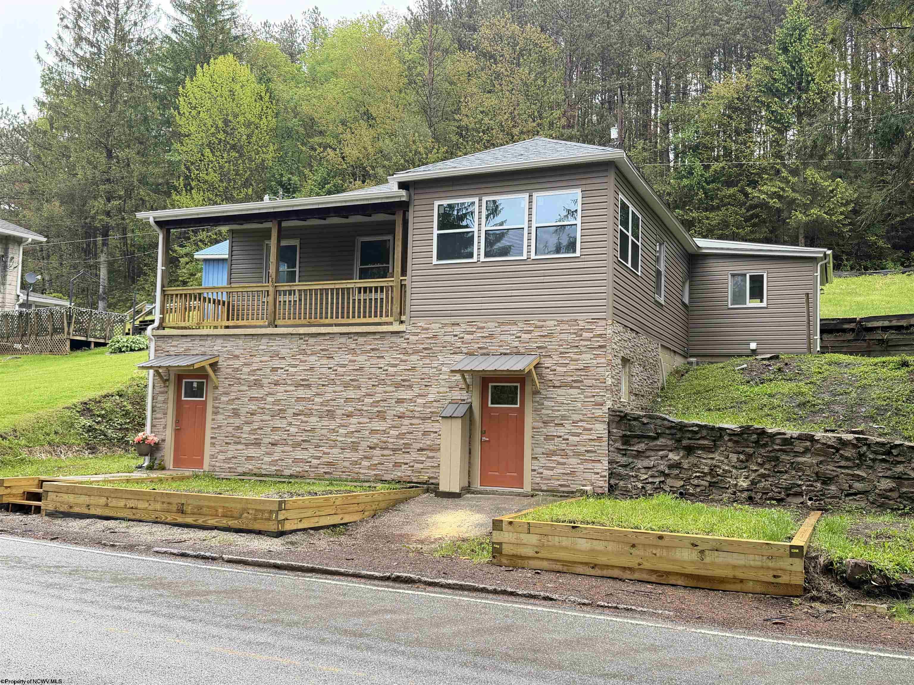 486 Spruce Street Thomas WV 26292