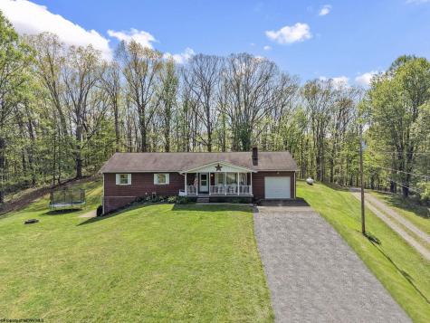 247 Riggs Lane Buckhannon WV 26201