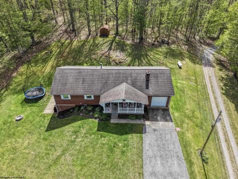 247 Riggs Lane Buckhannon WV 26201