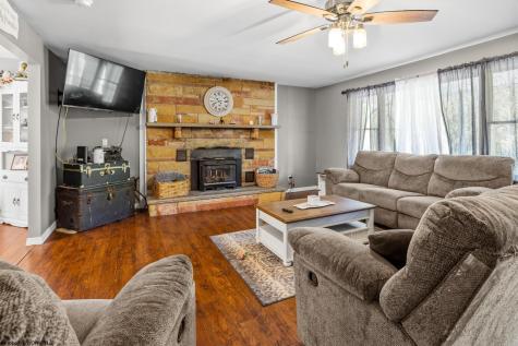247 Riggs Lane Buckhannon WV 26201