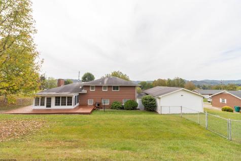 220 Meadow View Drive Bridgeport WV 26330