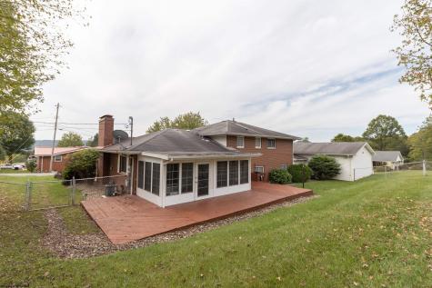 220 Meadow View Drive Bridgeport WV 26330