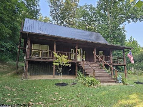 3011 Crooked Run Road Alum Bridge WV 26321
