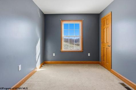 559 Hornors Run Road Shinnston WV 26431