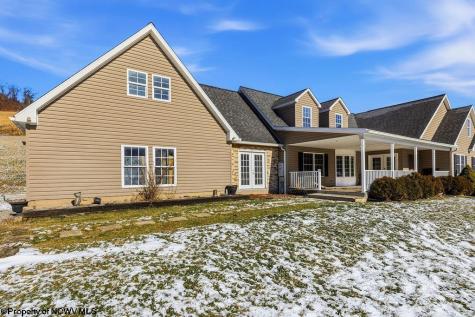 559 Hornors Run Road Shinnston WV 26431