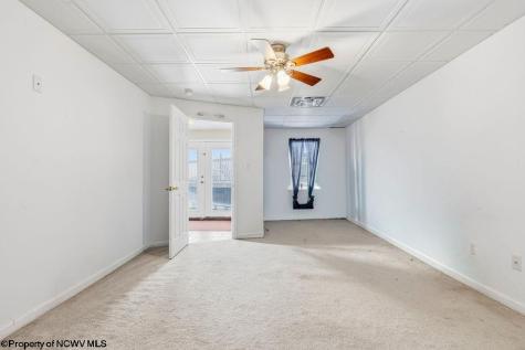 559 Hornors Run Road Shinnston WV 26431