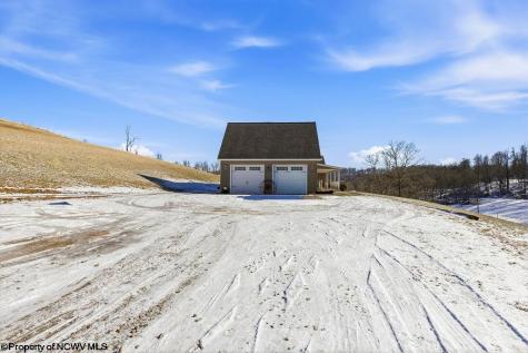 559 Hornors Run Road Shinnston WV 26431