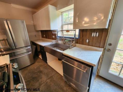 4679 Georgetown Road Horner WV 26372