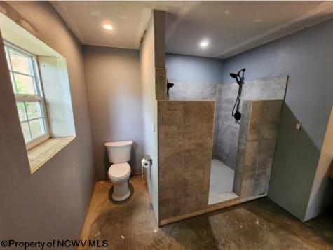 4679 Georgetown Road Horner WV 26372