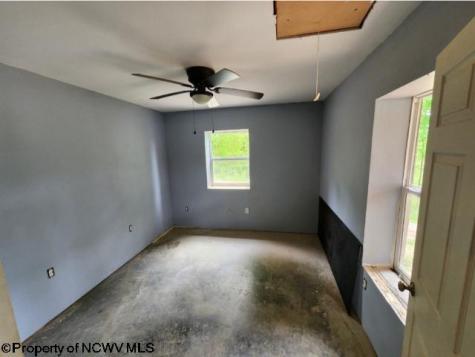 4679 Georgetown Road Horner WV 26372