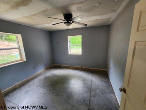 4679 Georgetown Road Horner WV 26372