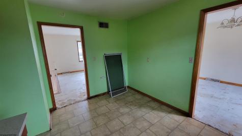 111 Pinewood Avenue Bridgeport WV 26330