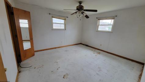 111 Pinewood Avenue Bridgeport WV 26330