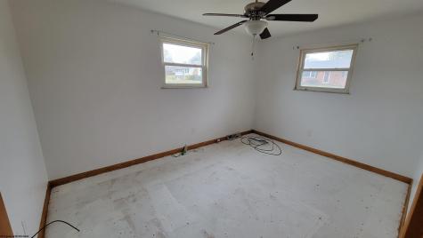 111 Pinewood Avenue Bridgeport WV 26330