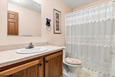 71 Greenwood Drive Aurora WV 26705