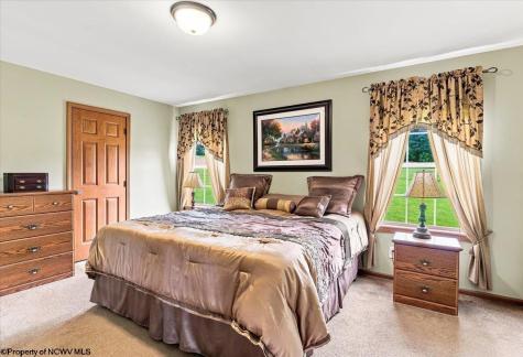 71 Greenwood Drive Aurora WV 26705
