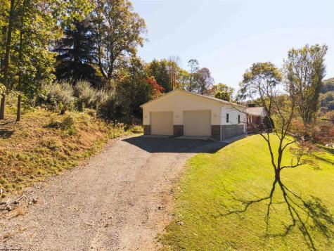 114 Woodlyn Drive Weston WV 26452