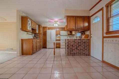 207 Buchanan Drive Masontown PA 15461