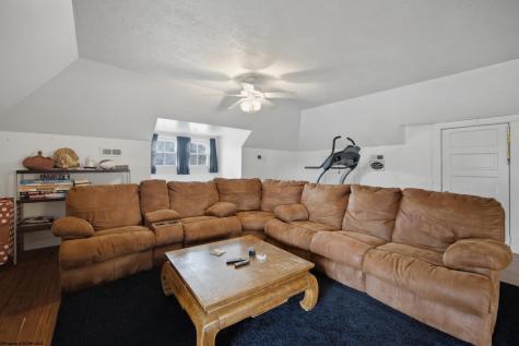 517 Stanley Avenue Clarksburg WV 26301