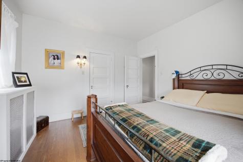 517 Stanley Avenue Clarksburg WV 26301
