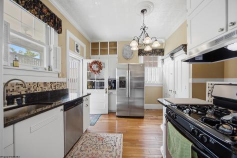 517 Stanley Avenue Clarksburg WV 26301