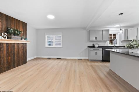 1037 Virginia Avenue Fairmont WV 26554
