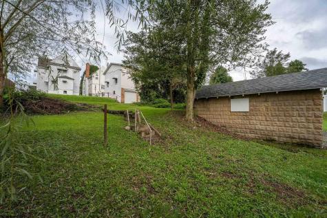 1037 Virginia Avenue Fairmont WV 26554