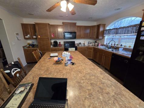 60 Annie Lane Circleville WV 26804