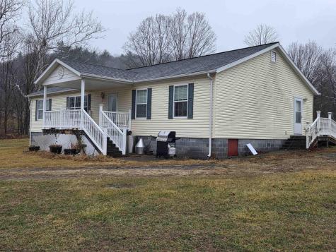 60 Annie Lane Circleville WV 26804
